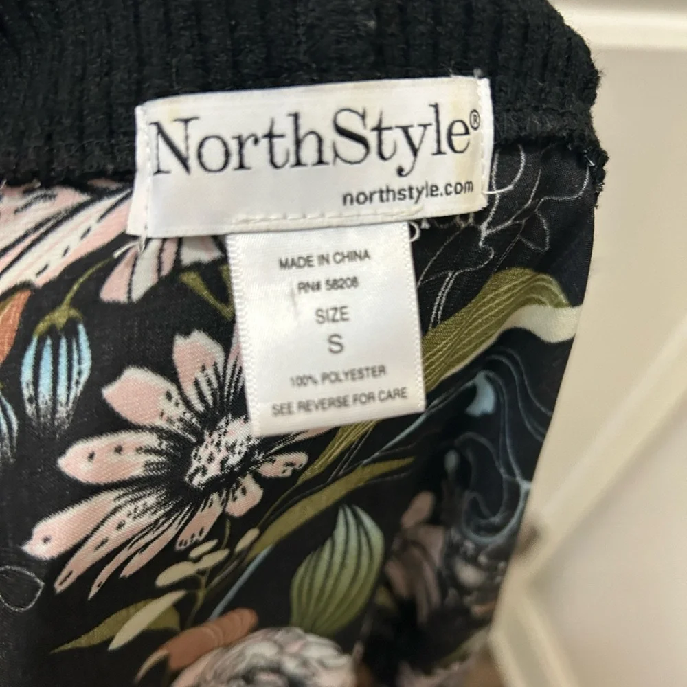NorthStyle Black‎ Floral Women's Open Front Jacket